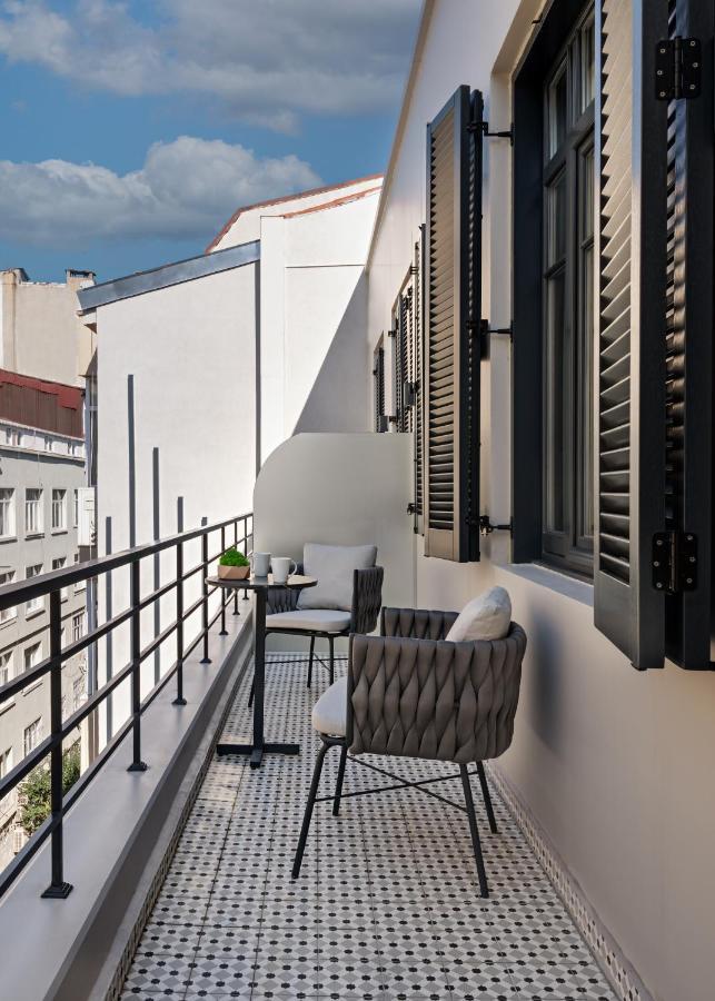 Gleam Collection Hotel Istanbul Exterior photo A balcony