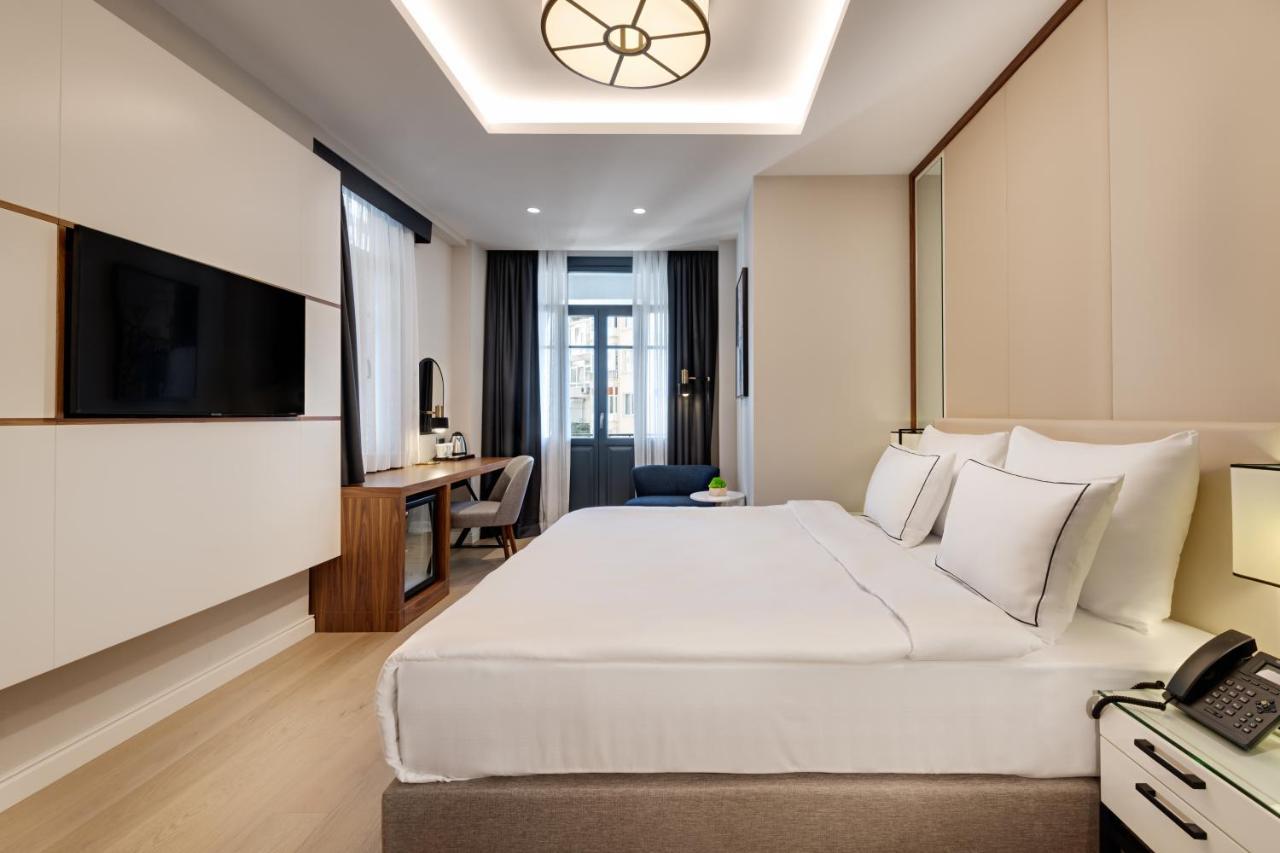Gleam Collection Hotel Istanbul Exterior photo Deluxe Room